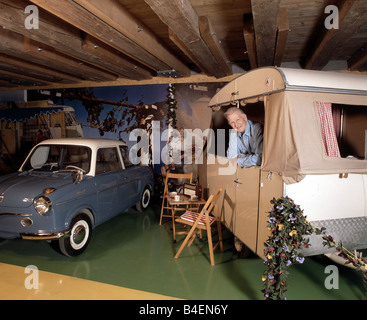 Voiture, B. Fritz Busch, personne, personnes, personnalité, personnalités, collectionneur, Carcollector, vintage car, Bus B. Fritz Carmuseum Banque D'Images