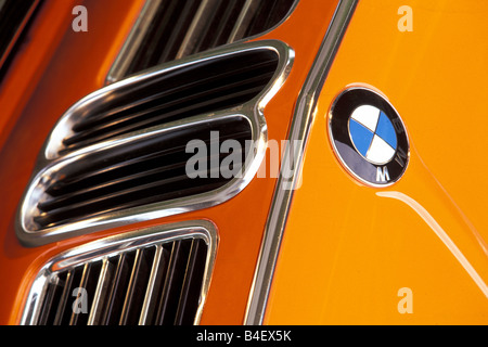 Voiture, BMW 2002 tii, sedan, classe moyenne, moyennes, vintage car, orange, l'année de modèle 1968-1975, détails, détails, Kühler, Radia Banque D'Images