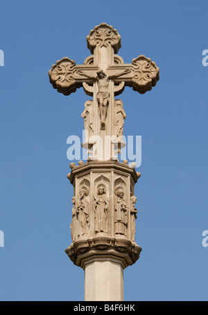 Croix au Monestir de Santa Maria de Pedralbes Barcelone, Espagne Banque D'Images