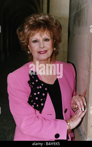 Barbara Knox actrice qui apparaît comme Rita Fairclough dans le programme tv Coronation Street Banque D'Images