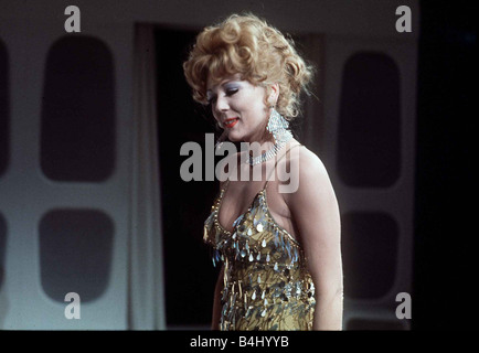 Diana Rigg actrice dans la pièce de l'Old Vic ot cavaliers Janvier 1972 msi dbase Banque D'Images