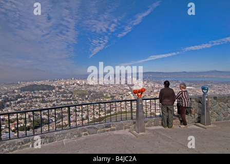 Twin Peaks un panorama du centre-ville de San Francisco, California, United States. Banque D'Images