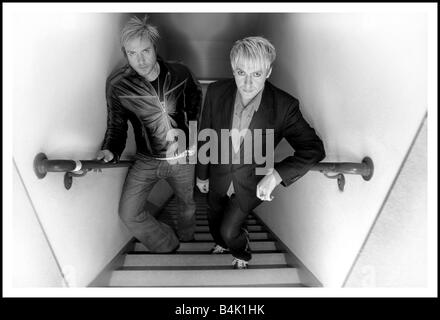 20 10 04 Austin Hargrave Simon Le Bon et Nick Rhodes de Duran Duran dans les coulisses du Show de Jay Leno LA Banque D'Images