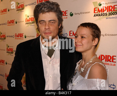 Acteurs Benicio Del Toro et Samantha Morton à la 8e Sony Ericsson Empire Awards 5 Février 2003 Banque D'Images