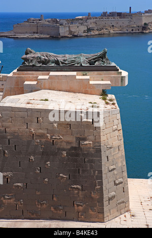 La Seconde Guerre mondiale Monument, Grand Harbour, Malte Banque D'Images