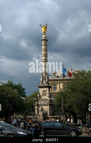 La fontaine du palmier à la place du Châtelet, Paris Banque D'Images