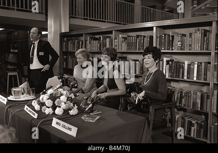 Les astronautes de la NASA Apollo XI visiter Londres Octobre 1969 MME MME MME ARMSTRONG, ALDRIN COLLINS 22 heures visite éclair pour héros américain Banque D'Images