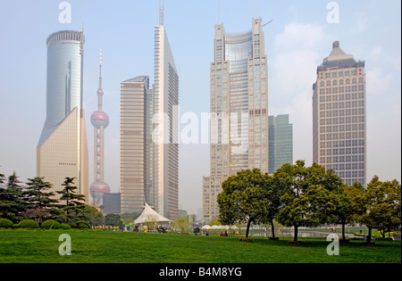Shanghai, Chine. Du quartier financier de Pudong, paysage urbain, Banque D'Images