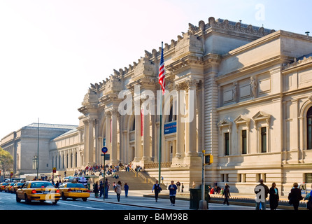 La ville de New York. Le Metropolitan Museum of Art extérieur entrée principale de la Cinquième Avenue. Banque D'Images