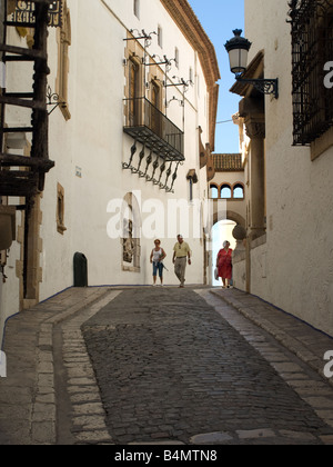 Rue pavées étroites à Sitges Espagne Banque D'Images