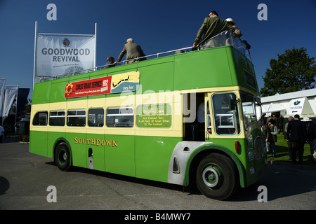 Transport bus classique Banque D'Images