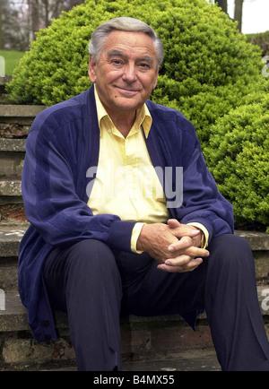 Bob Monkhouse Mars 2002, présentateur de télévision et écrivain humoriste Banque D'Images