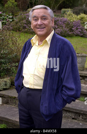 Bob Monkhouse Mars 2002, présentateur de télévision et écrivain humoriste Banque D'Images