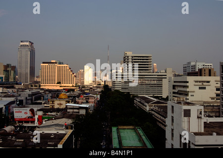 Vue élevée vers la fin de l'après-midi du District Central de Siam Banque D'Images