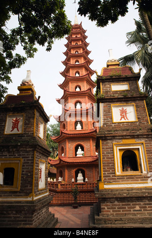 La Pagode Tran Quoc est l'un des plus anciens temples bouddhistes au Vietnam, Hanoi, Vietnam Banque D'Images