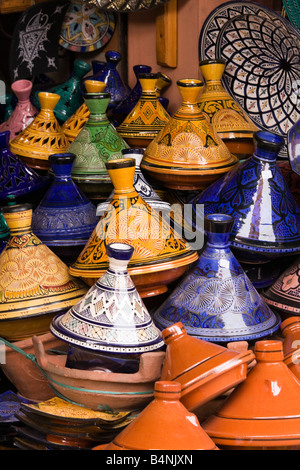 Pots à vendre à tajine la médina Banque D'Images