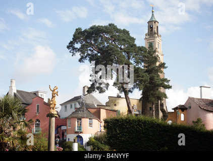 Portmeirion village de vacances skyline Banque D'Images