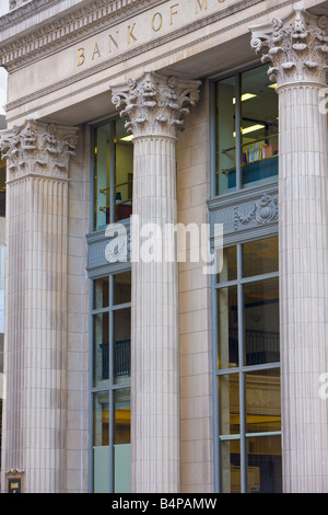 Façade art déco de l'ancien bâtiment de la Bourse de Toronto dans le centre Toronto-Dominion, le centre-ville de Toronto, Ontario, Canada. Banque D'Images