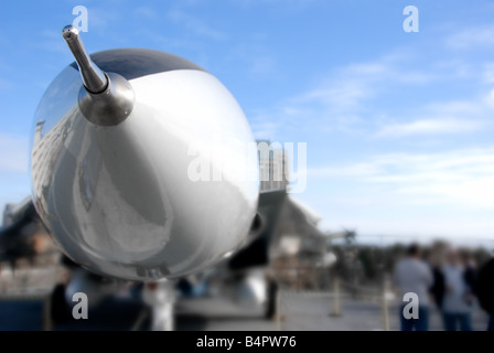 Porte-avions USS Midway situé à San Diego, Californie Banque D'Images