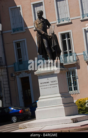 -Nicéphore Niépce statue, l'inventeur de la photographie est né à Chalon sur saone Banque D'Images