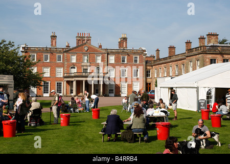 Maison principale weston park shropshire england uk Banque D'Images