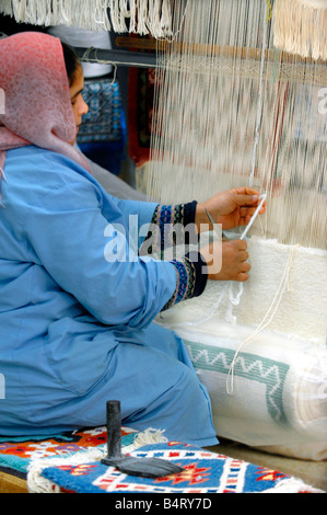 Weaver Sidi Bou Said Tunisie Afrique du Nord Afrique Banque D'Images