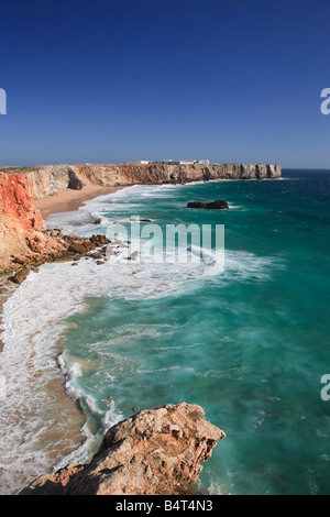 Praia do Tonel et Fortaleza de Sagres, Sagres, Parque Natural do SW Alentejano et Costa Vicentina, Algarve, Portugal Banque D'Images