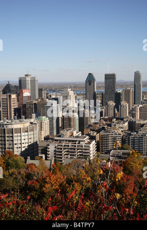 Canada Québec Montreal skyline feuillage de l'automne Banque D'Images