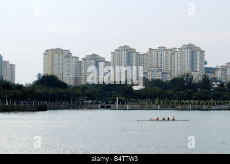 Les immeubles de grande hauteur À PUTRAJAYA MALAISIE Banque D'Images