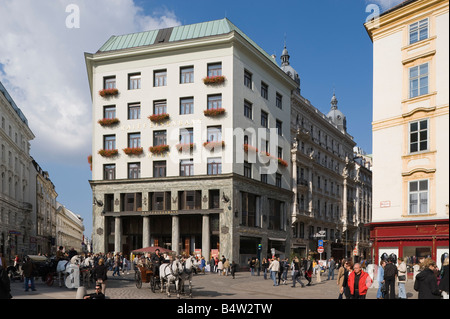 Wien Michaelerplatz Looshaus Adolf Loos 1909 Michaelerplatz Vienne Maison par Adolf Loos, 1909 Banque D'Images