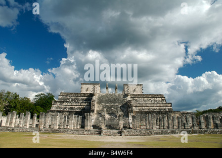 Templo de los Guerreros Chichen Itza au Mexique Banque D'Images