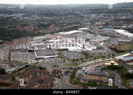 Vue aérienne au sud-est de Merry Hill Niveau Retail Park Street Pedmore Road business park Brierley Hill West Midlands DY5 Angleterre Banque D'Images