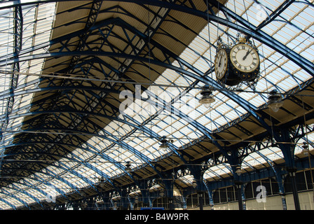 Intérieur de la gare de Brighton East Sussex England Banque D'Images