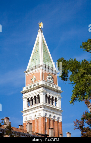 Le Clocher Campanile de la Place Saint Marc Venise Banque D'Images