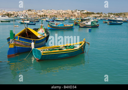 Bateaux de pêche au port Banque D'Images