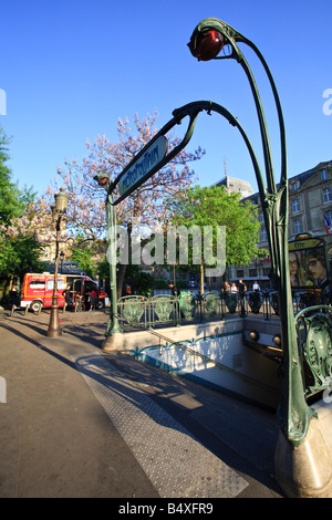 La station de Métro Cité Paris France Banque D'Images