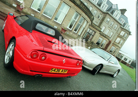 Ferrari à l'hôtel Gleneagles sur la photo, la 355 Spider FI un rouge et or 456 l 550 Maranello silver Banque D'Images