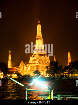 Wat Arun Le Temple de l'aube Bangkok Thailandia Banque D'Images