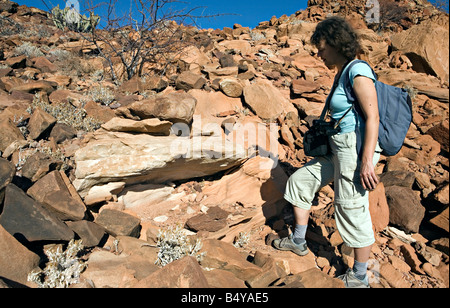 La découverte de la montagne brûlée dans le Damaraland Twyfelfontein en Namibie Banque D'Images