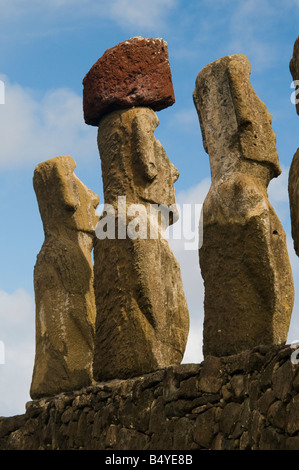 Ahu Tongariki ahu est la plus importante sur l'île de Pâques Rapa Nui / Banque D'Images