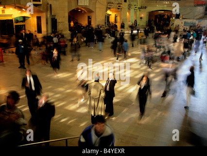 Gare de Grand Central terminal New York City, Grand Concourse. transports en commun. Vue en grand angle de la foule de navetteurs Banque D'Images