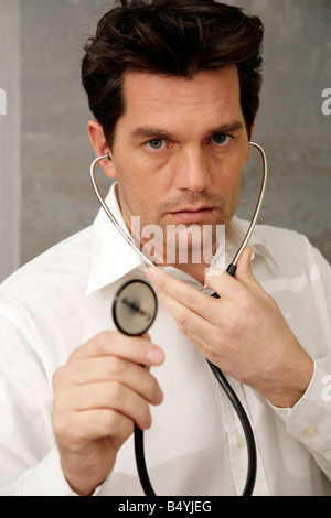 Doctor with stethoscope Banque D'Images