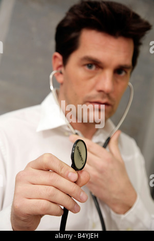 Doctor with stethoscope Banque D'Images