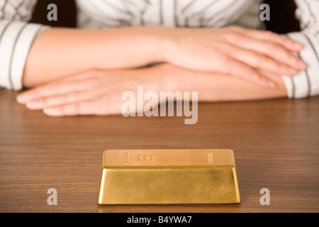 Barre d'or sur 24 Banque D'Images