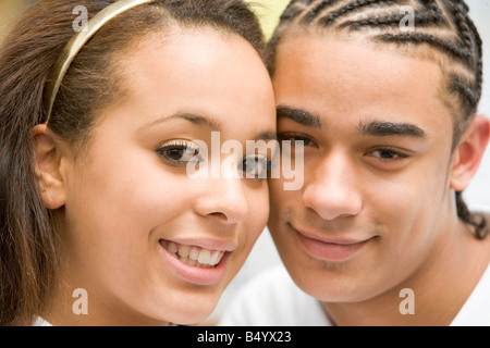 Couple d’adolescents Banque D'Images
