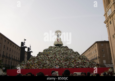 Notre Dame du pilier pendant les fiestas del Pilar'. Saragosse. Espagne Banque D'Images