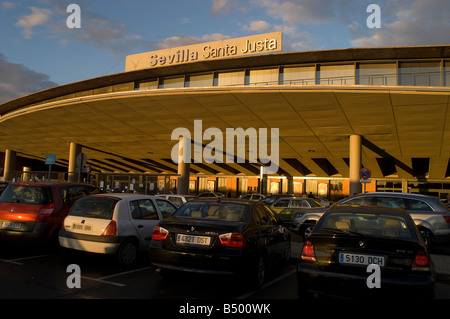 L'Espagne. Entrée de Séville Santa Justa gare moderne Banque D'Images
