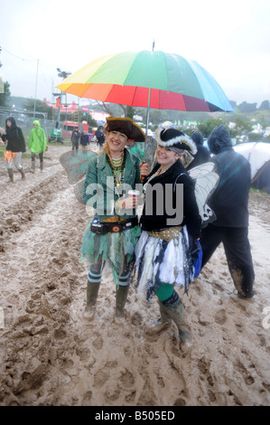 Fancy Dress festivaliers au Bestival Music Festival Isle of Wight 2008 Banque D'Images