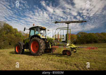 Claas Ares 697 ATZ aviron d'une récolte Ensilage UK Banque D'Images