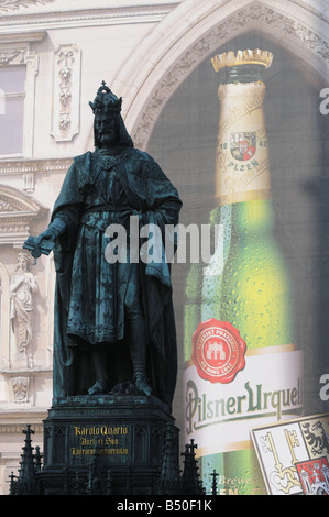Statue de Charles IV en chevaliers de la Croix Square, Prague, République Tchèque Banque D'Images